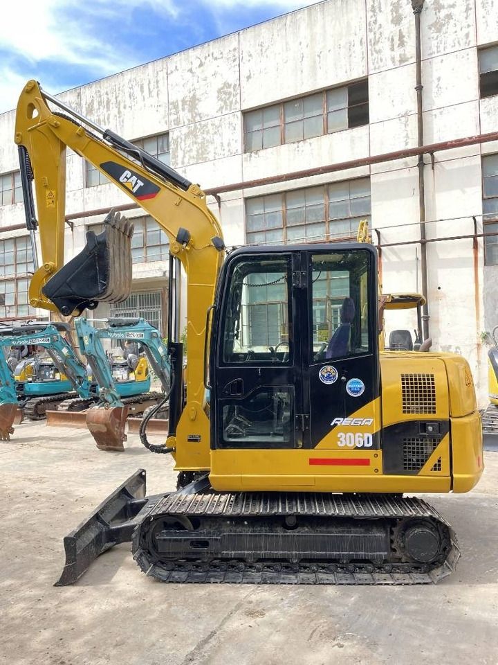 2018 Caterpillar 306D mini excavator, side profile view 2018 Caterpillar 306D mini excavator, side profile view