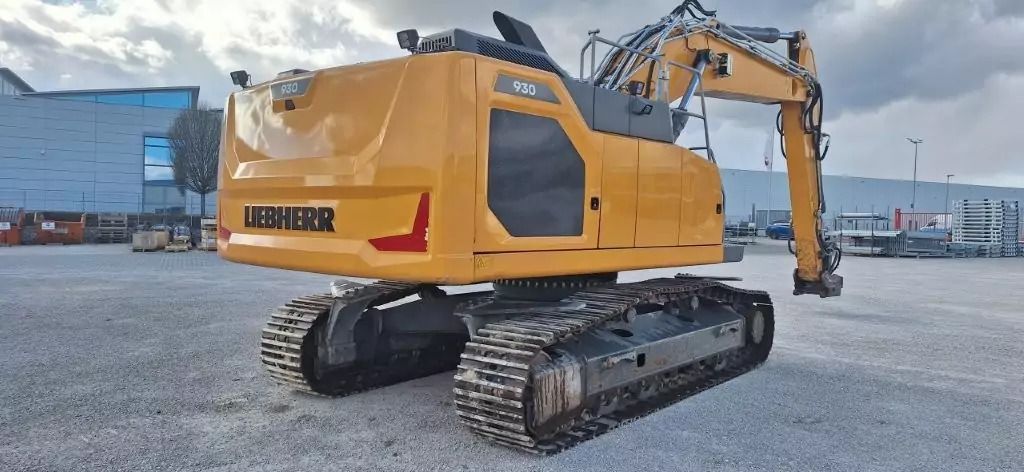 2024 Liebherr 930 crawler excavator rear three-quarter view 2024 Liebherr 930 crawler excavator rear three-quarter view
