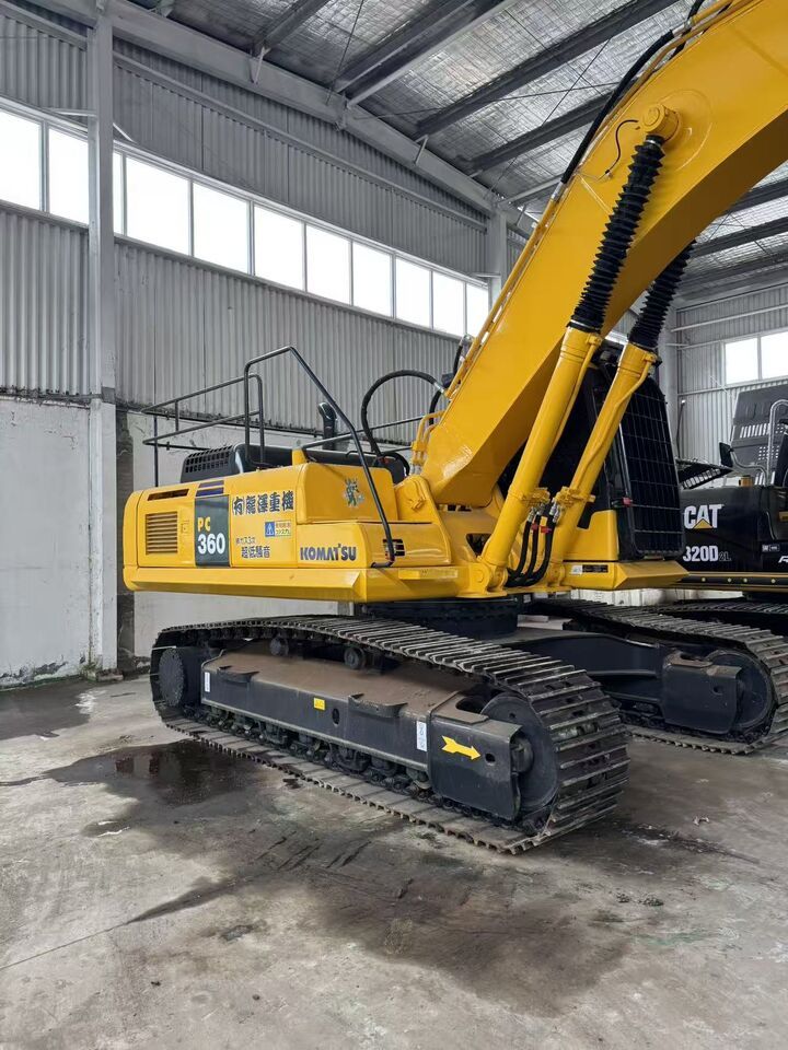 2024 Komatsu PC360 crawler excavator side view