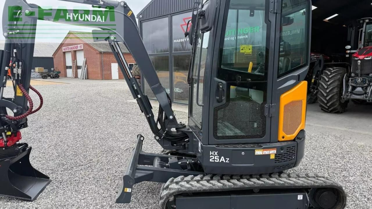 2026 Hyundai HX 25A Z mini excavator, side view 2026 Hyundai HX 25A Z mini excavator, side view