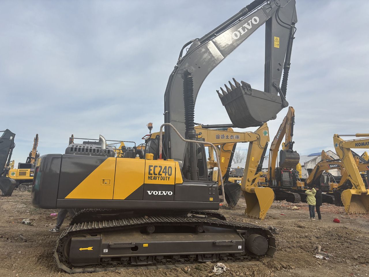 2022 Volvo EC240 crawler excavator, side profile view