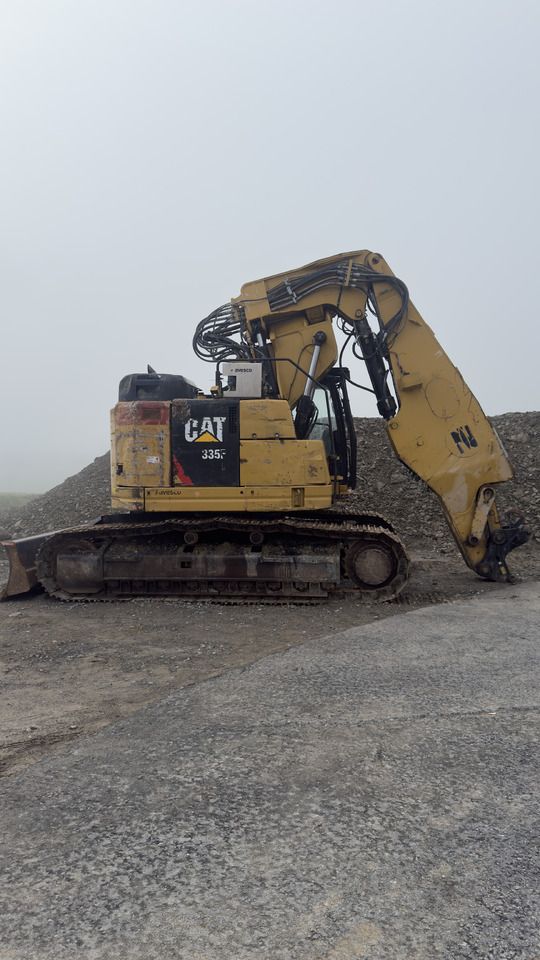 2018 Caterpillar 335F LCR crawler excavator side view