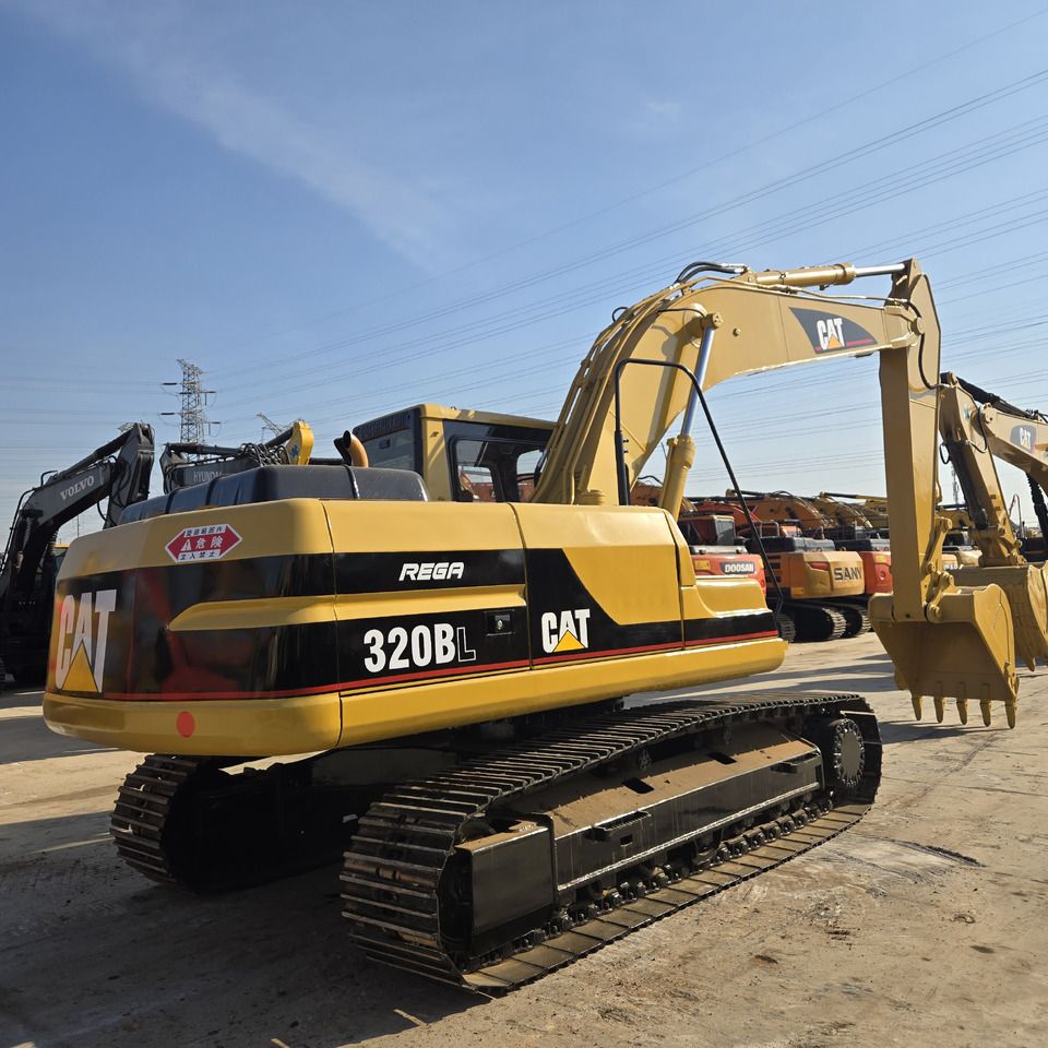 2020 Caterpillar 320BL crawler excavator, rear three-quarter view
