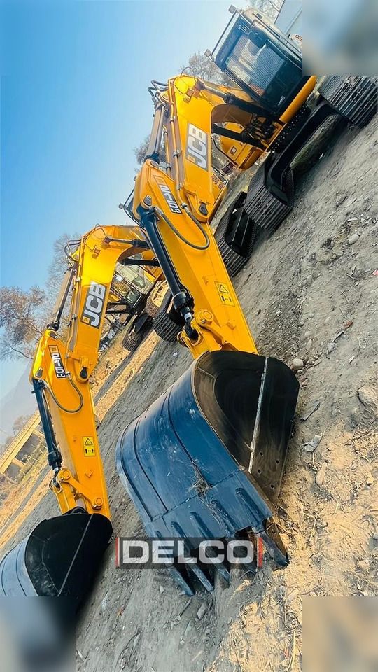 2026 JCB NXT 215LC crawler excavator, low-angle front view 2026 JCB NXT 215LC crawler excavator, low-angle front view