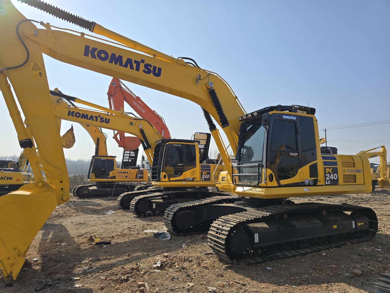 2025 Komatsu PC240-8 crawler excavator, side view 2025 Komatsu PC240-8 crawler excavator, side view