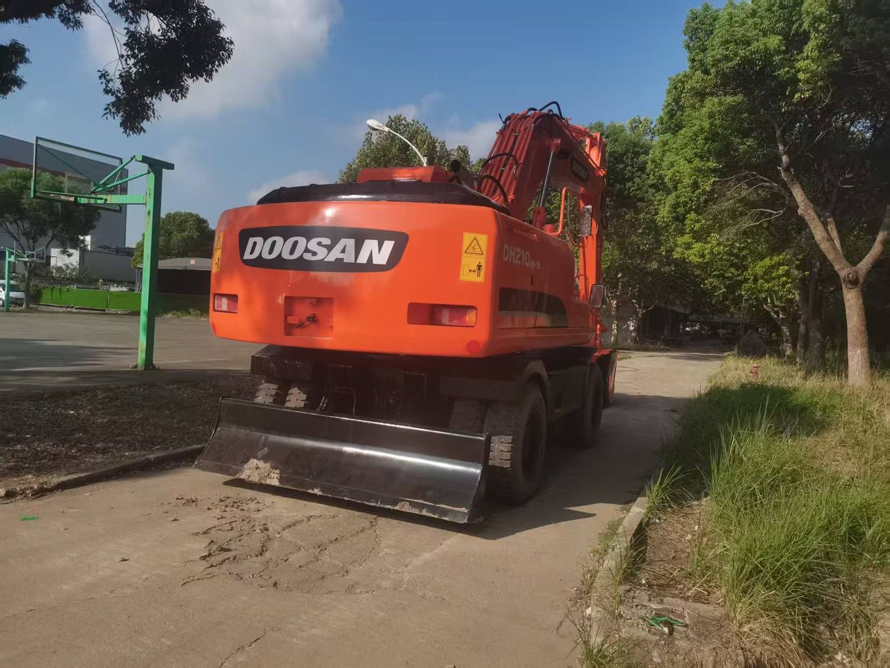 2021 Doosan DH210W-9C wheel excavator, rear view