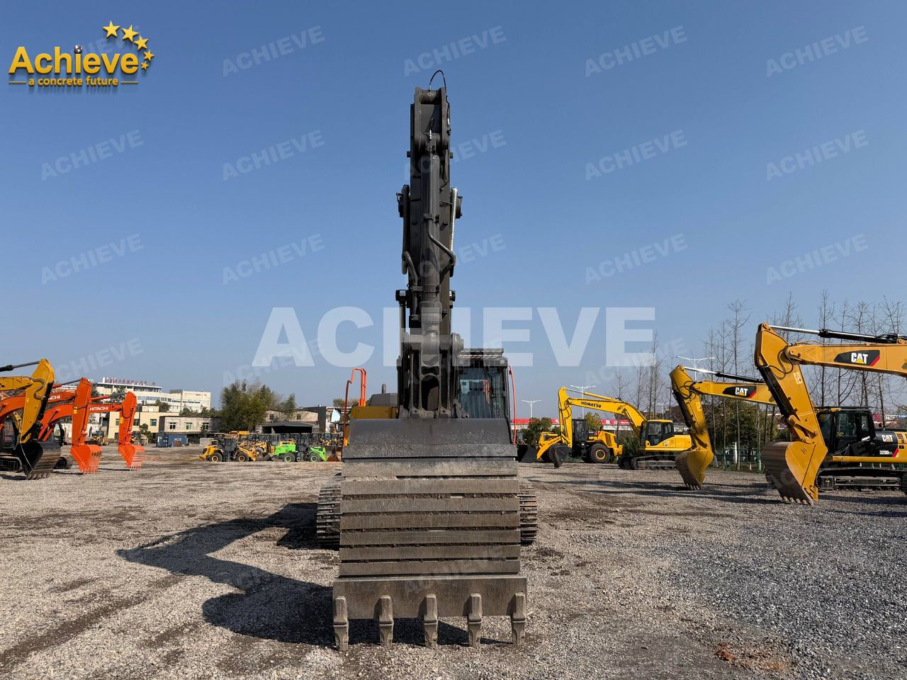 2025 Volvo EC380 crawler excavator, front view of bucket and boom 2025 Volvo EC380 crawler excavator, front view of bucket and boom