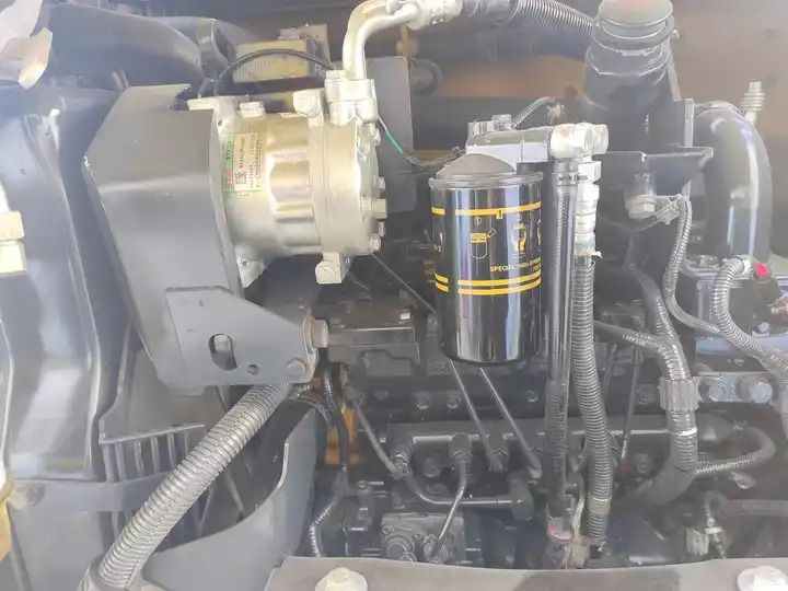 2019 Komatsu PC55 engine compartment view