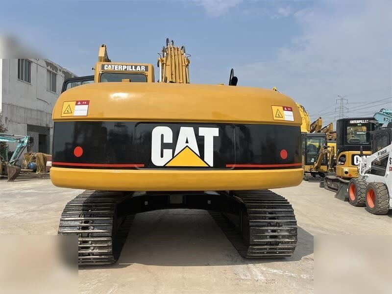 2019 Caterpillar 320CL paletli ekskavatör, arka görünüm 2019 Caterpillar 320CL paletli ekskavatör, arka görünüm