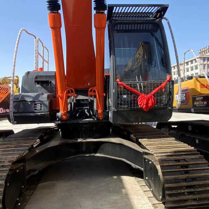 2023 Hitachi ZX200 crawler excavator, front view