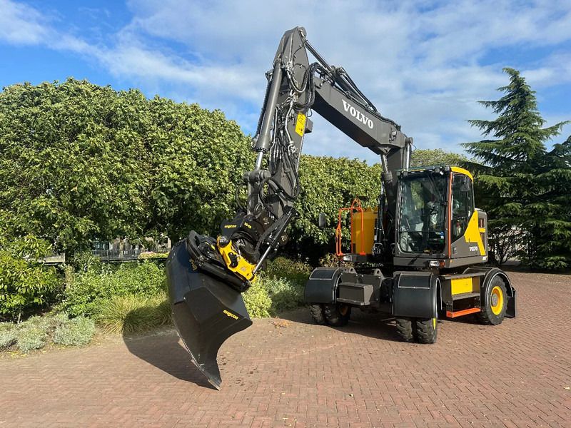 2025 Volvo EWR170E wheel excavator, front three-quarter view