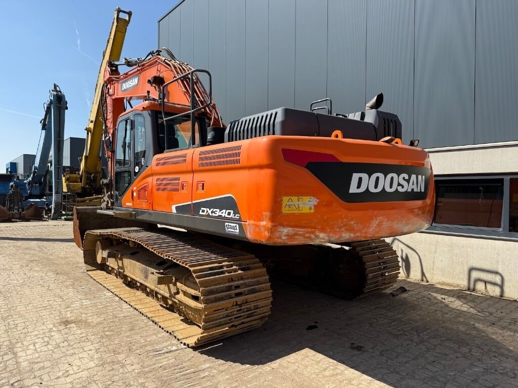 2018 Doosan DX340LC crawler excavator rear three-quarter view