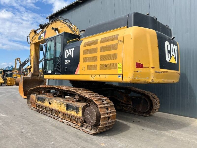 2017 Caterpillar 352F crawler excavator, rear three-quarter view 2017 Caterpillar 352F crawler excavator, rear three-quarter view