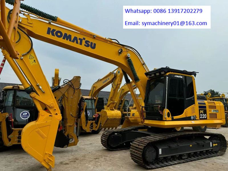 Escavadora de rastos Komatsu PC220-8 de 2023, vista lateral