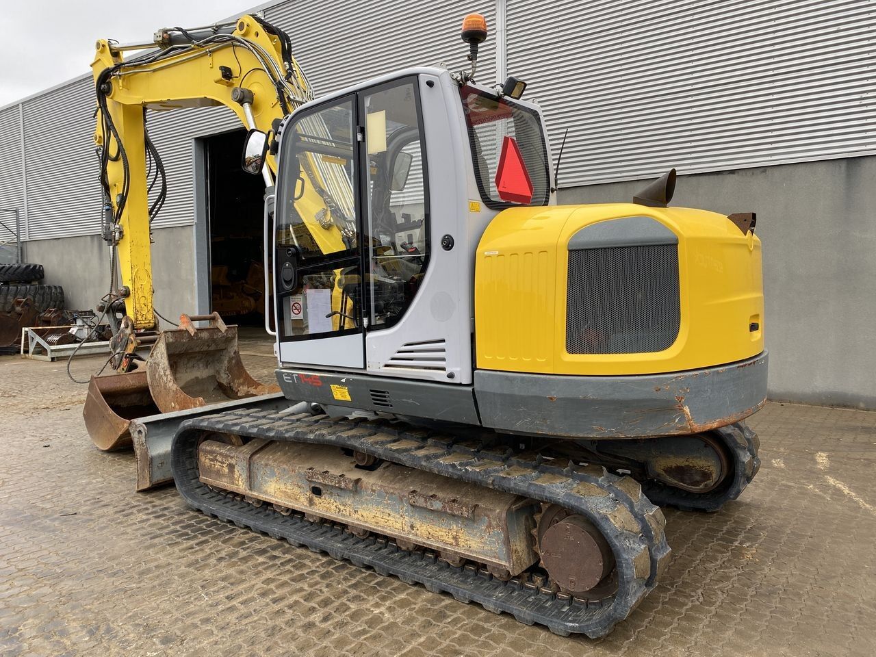 2017 Wacker Neuson ET145 crawler excavator rear three-quarter view 2017 Wacker Neuson ET145 crawler excavator rear three-quarter view