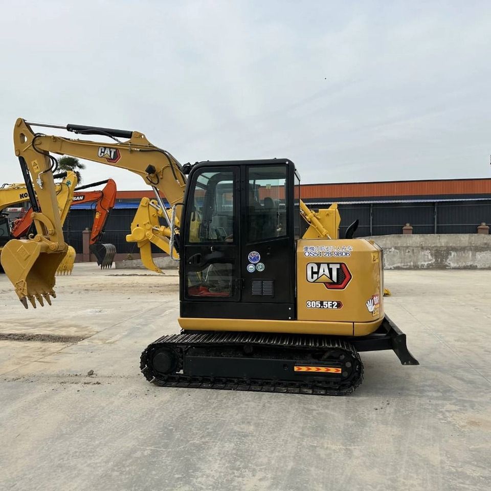 2022 Caterpillar 305.5E2 mini excavator, side profile view 2022 Caterpillar 305.5E2 mini excavator, side profile view