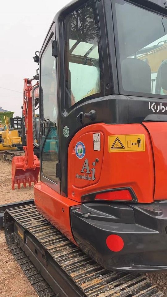 2023 Kubota KX165 crawler excavator side view 2023 Kubota KX165 crawler excavator side view