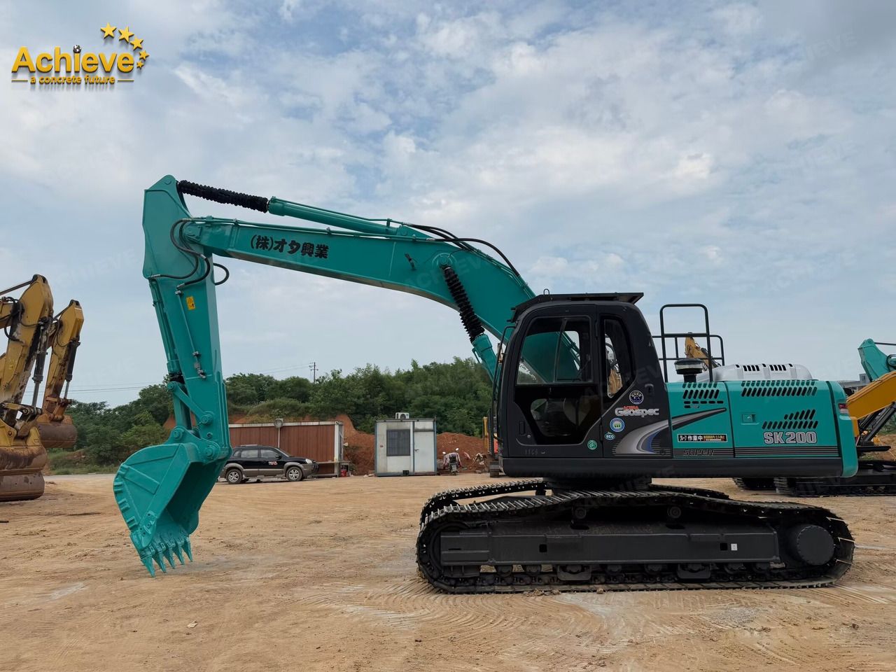 Kobelco SK200 crawler excavator, side view Kobelco SK200 crawler excavator, side view