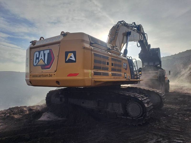 2024 Caterpillar 395 crawler excavator, rear three-quarter view 2024 Caterpillar 395 crawler excavator, rear three-quarter view