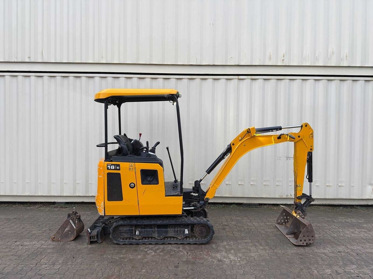 2022 JCB 16C-1 mini excavator, side view 2022 JCB 16C-1 mini excavator, side view