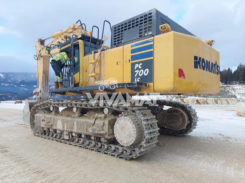 2017 Komatsu PC700LC-11 crawler excavator, rear three-quarter view