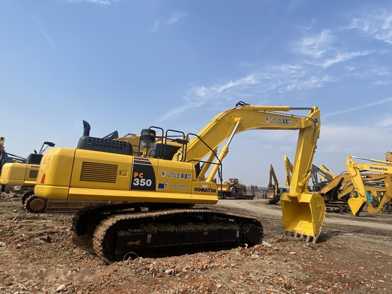 2019 Komatsu PC350 crawler excavator side view