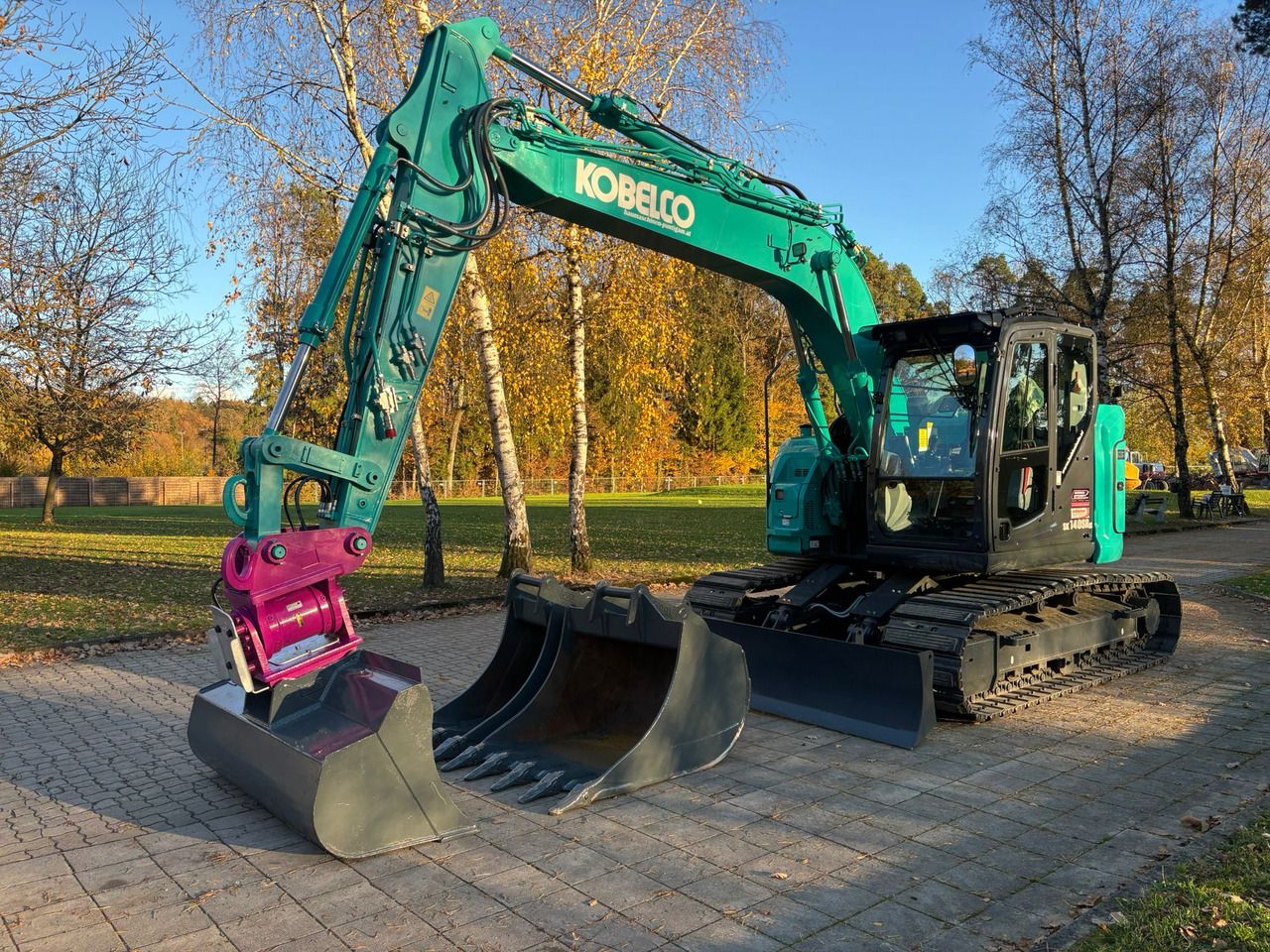 2025 Kobelco SK140 SRLC-7 crawler excavator side view