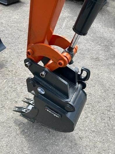 2023 Hitachi ZX10U-6 mini excavator bucket attachment 2023 Hitachi ZX10U-6 mini excavator bucket attachment