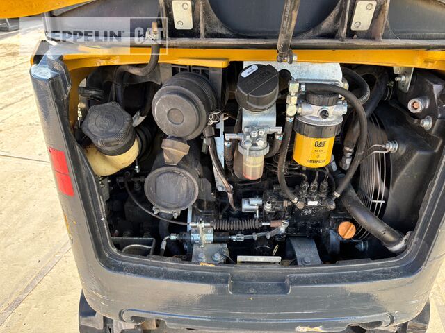 2013 Caterpillar 301.7D mini excavator engine compartment view 2013 Caterpillar 301.7D mini excavator engine compartment view