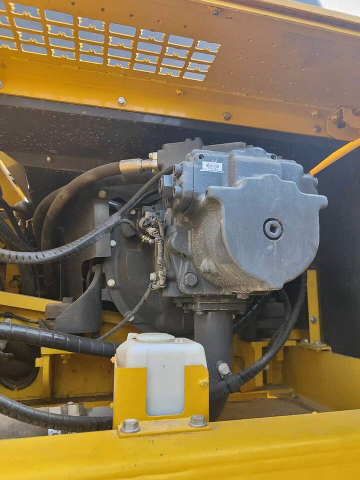 2023 Komatsu PC450 crawler excavator engine compartment detail 2023 Komatsu PC450 crawler excavator engine compartment detail