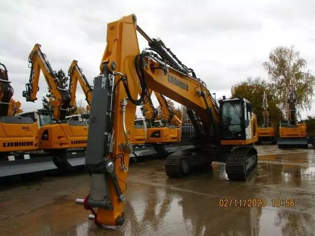 2023 Liebherr R 938 NLC LITRONIC G8.0-D crawler excavator, front three-quarter view 2023 Liebherr R 938 NLC LITRONIC G8.0-D crawler excavator, front three-quarter view