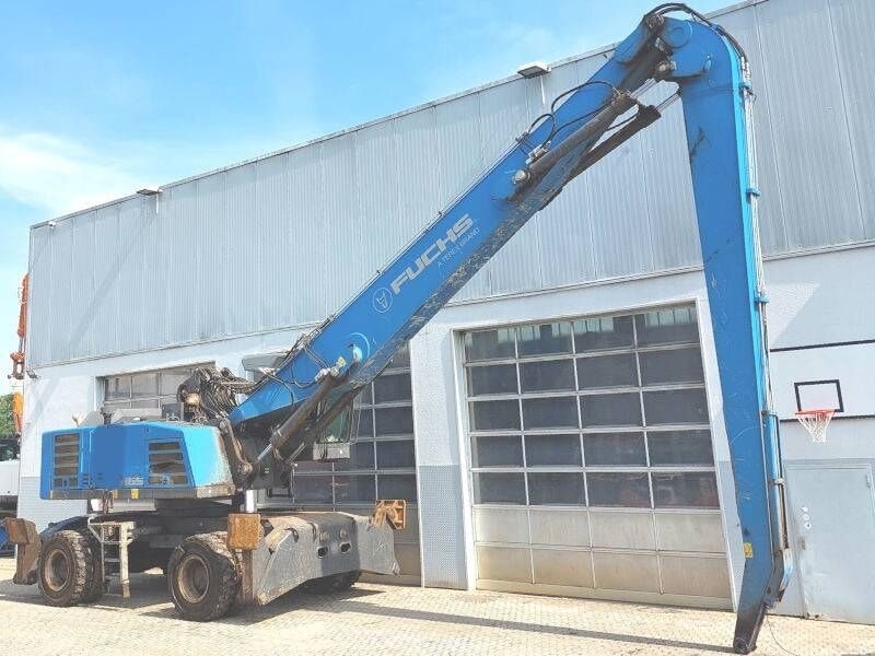 2019 Fuchs MHL 365 F material handler, side view
