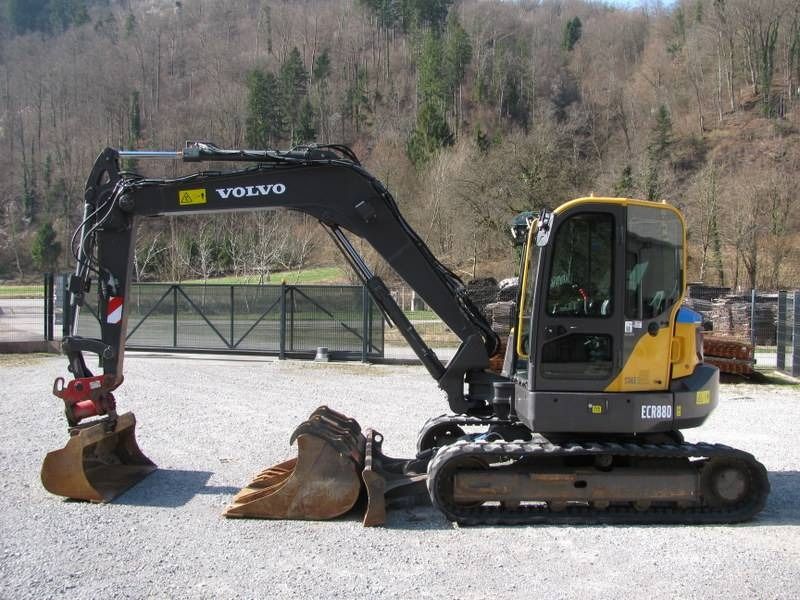 2020 Volvo ECR88D mini excavator, side view