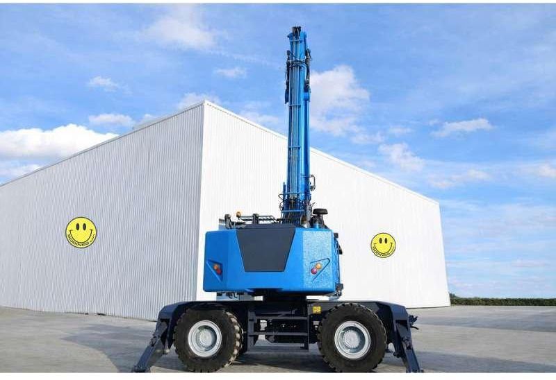 2016 Fuchs MHL350 material handler, rear view 2016 Fuchs MHL350 material handler, rear view