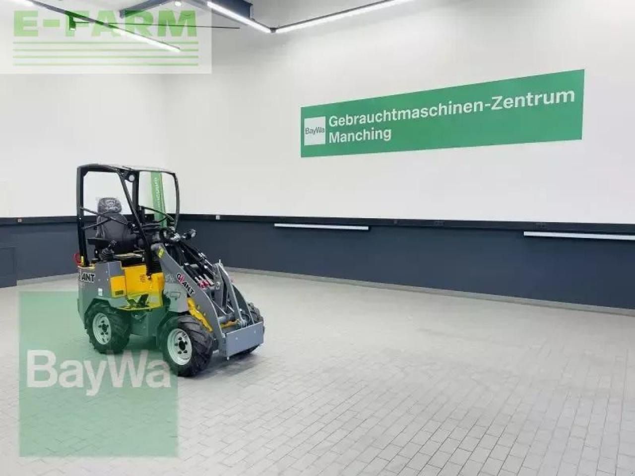 2023 Giant G1200 mini excavator, side view