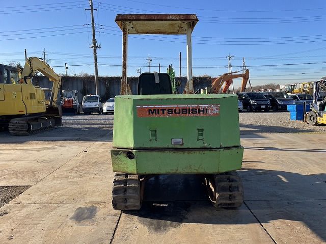 Mitsubishi ME30 mini excavator, rear view