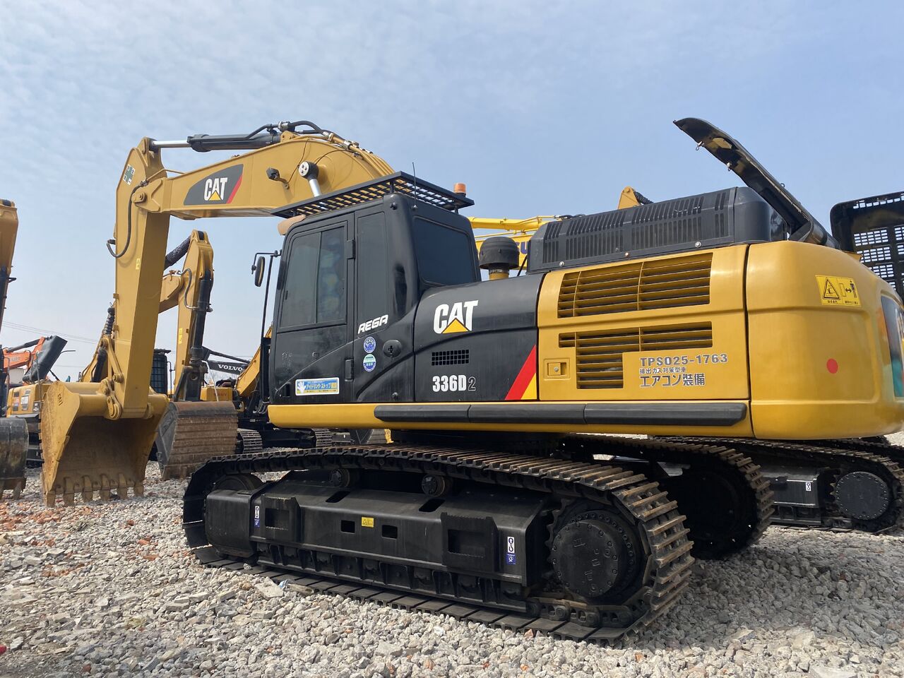 2023 Caterpillar 336D2 crawler excavator, side profile view 2023 Caterpillar 336D2 crawler excavator, side profile view