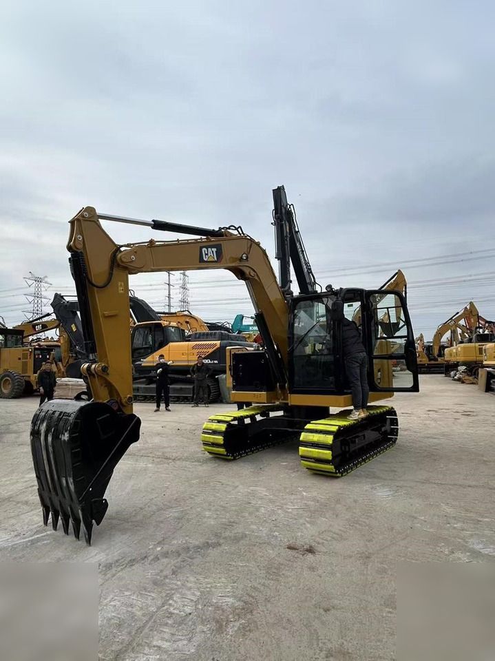2025 Caterpillar 307.5 crawler excavator, side view 2025 Caterpillar 307.5 crawler excavator, side view