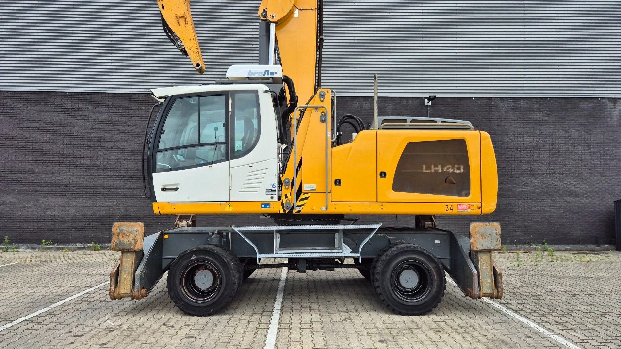 2017 Liebherr LH40 M material handler, side view