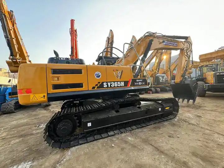 2018 Sany SY365H crawler excavator side view