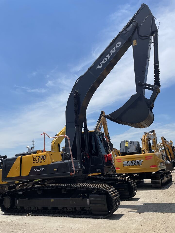 2024 Volvo EC290 crawler excavator, side profile view 2024 Volvo EC290 crawler excavator, side profile view