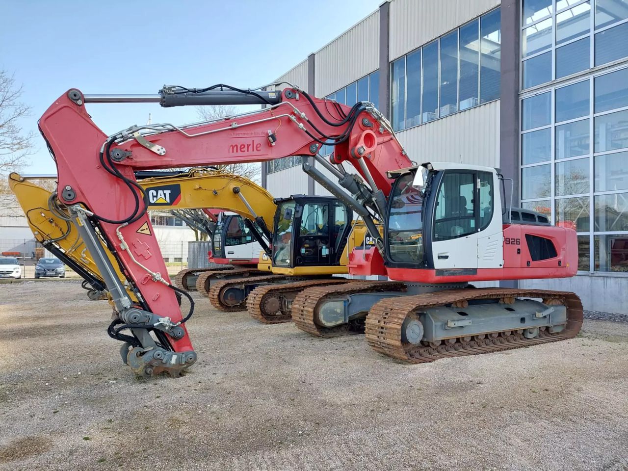 2019 Liebherr R926SLC crawler excavator, side view