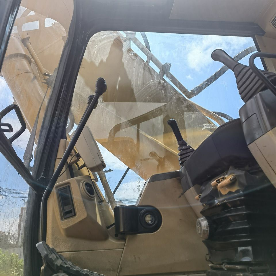 2022 Caterpillar 330C crawler excavator interior view