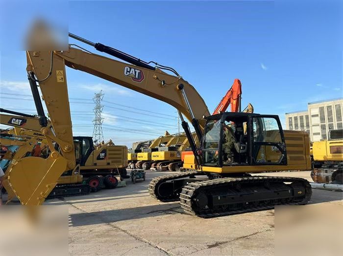 2023 Caterpillar 330 crawler excavator, side profile view 2023 Caterpillar 330 crawler excavator, side profile view
