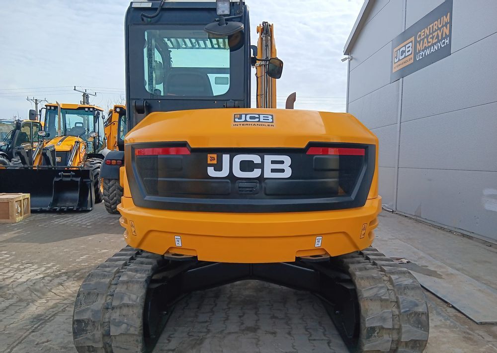 2021 JCB 86C-2 crawler excavator, rear view 2021 JCB 86C-2 crawler excavator, rear view