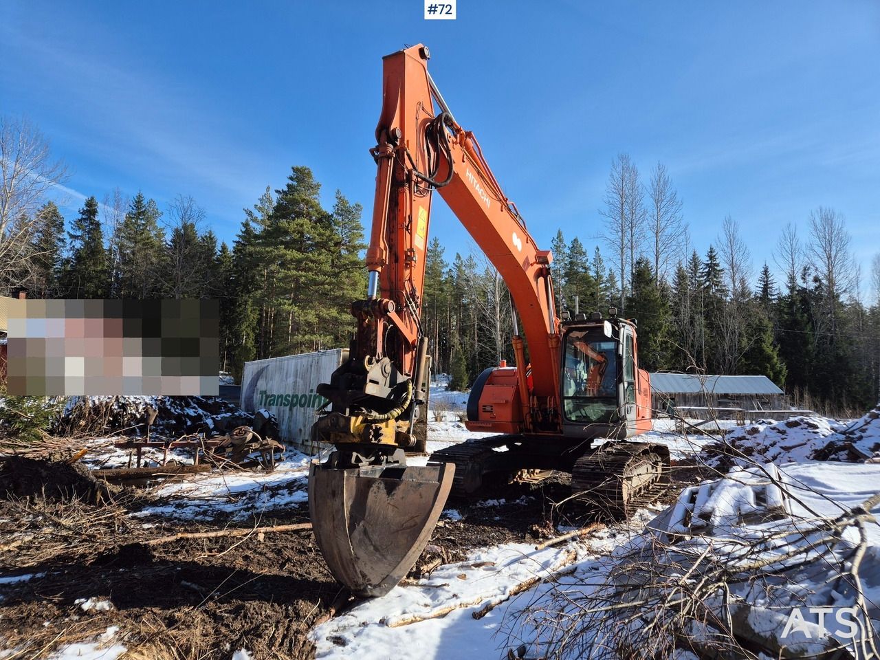 2005 Hitachi ZX225 crawler excavator, front three-quarter view