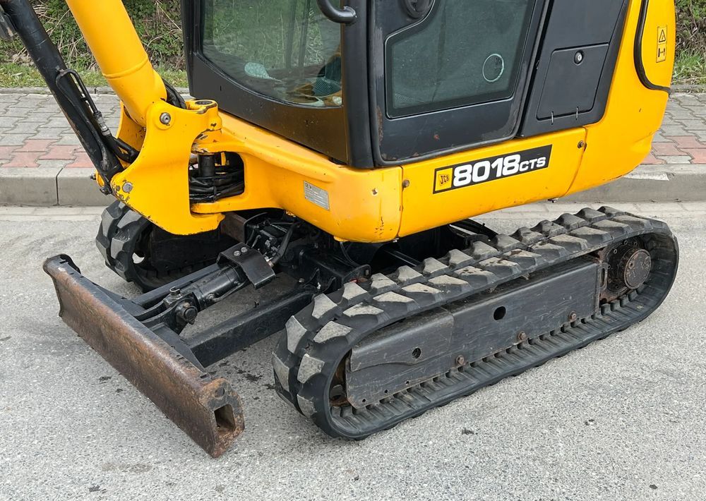 2012 JCB 8018 CTS mini excavator side view