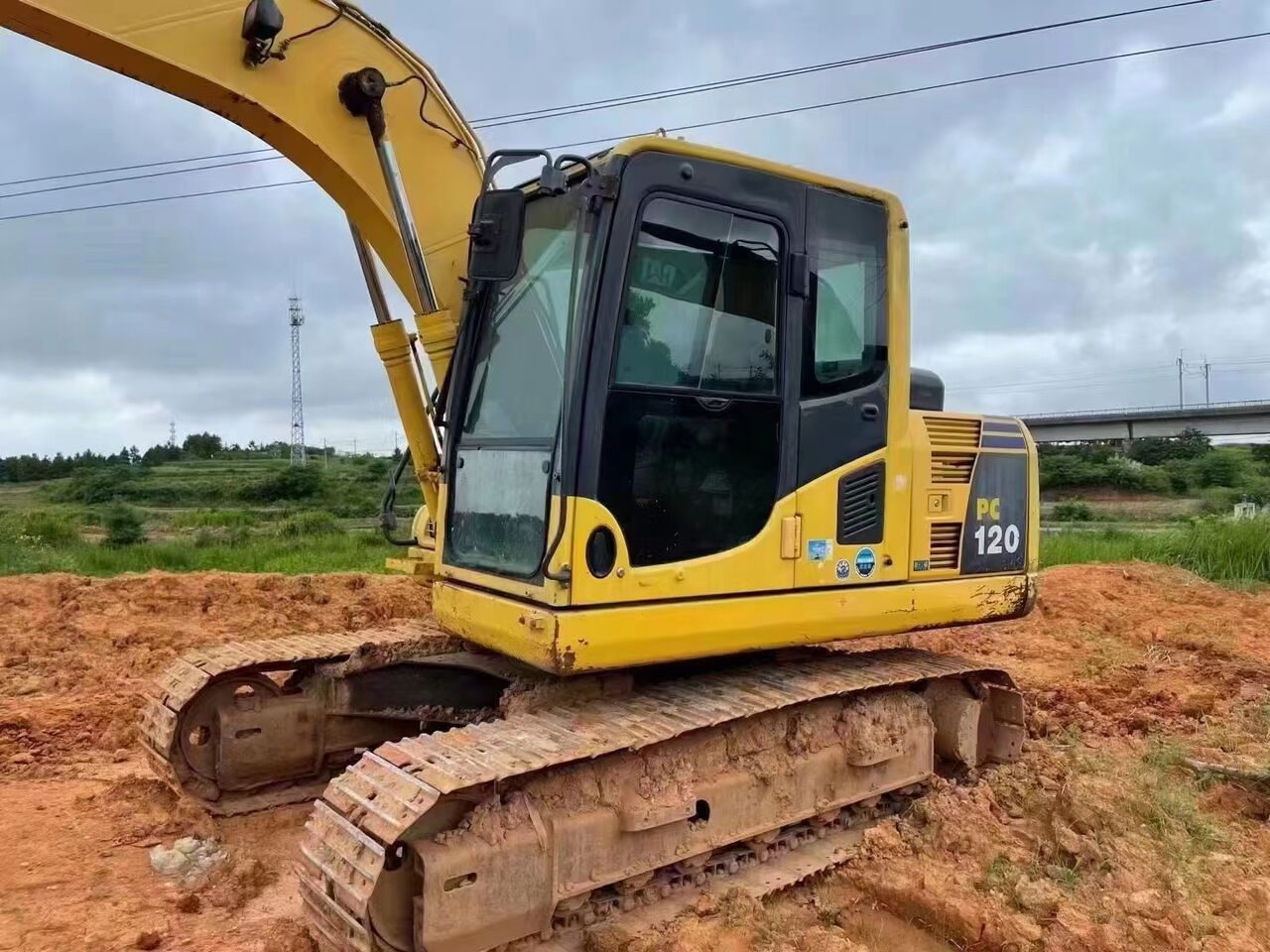 2024 Komatsu PC120-8 crawler excavator side view