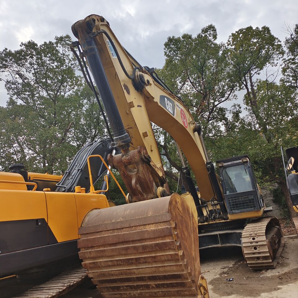 2023 Caterpillar 349D crawler excavator, front three-quarter view 2023 Caterpillar 349D crawler excavator, front three-quarter view
