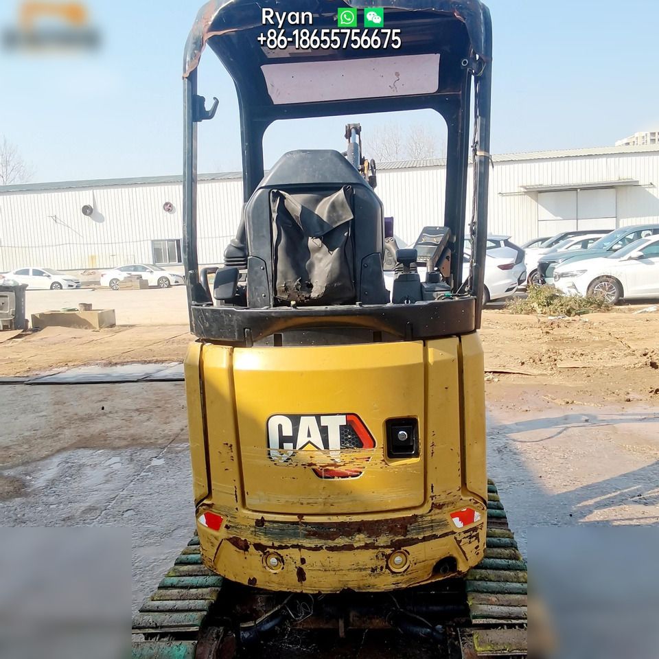 2020 Caterpillar 301.7CR mini excavator rear view 2020 Caterpillar 301.7CR mini excavator rear view